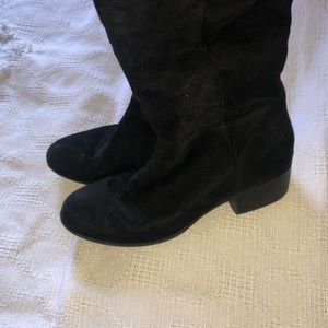 Black boots